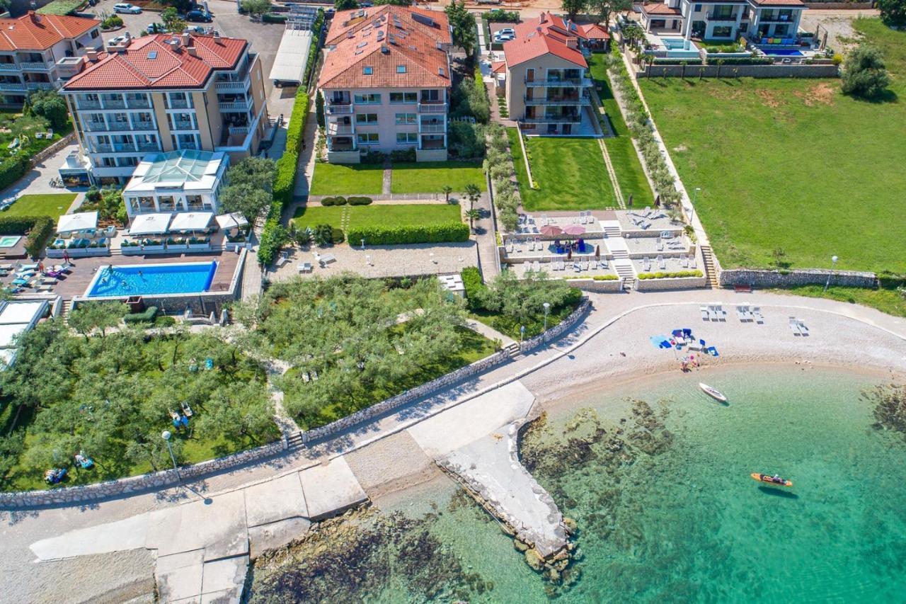 Apartments Villa Malin Malinska Exterior foto